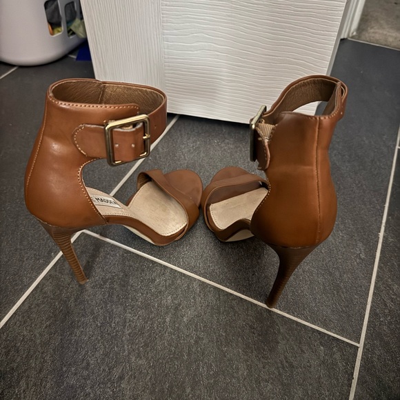 Steve Madden Marlene Heel - Picture 2 of 3